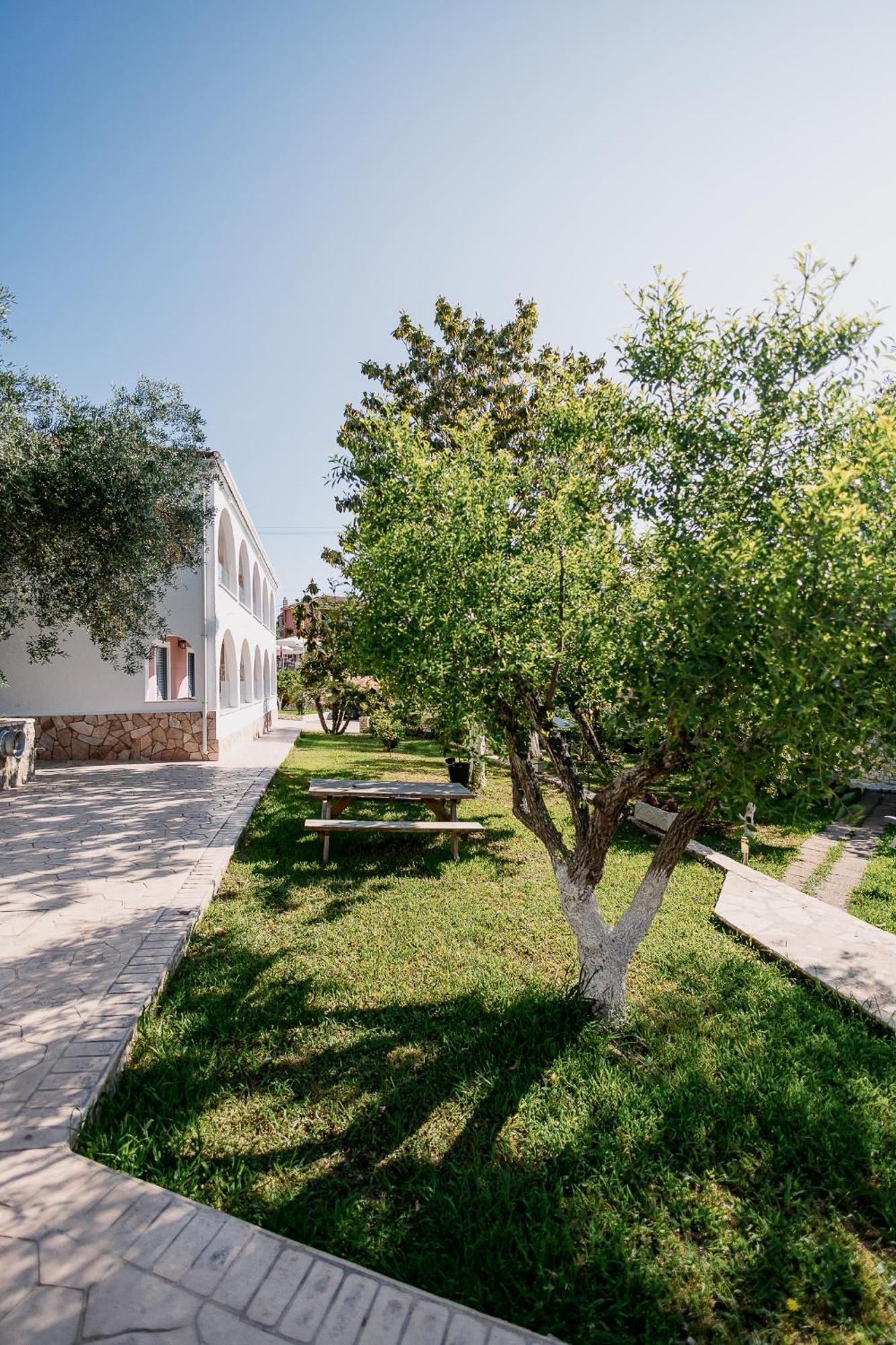 Mathraki Resort Гувія Екстер'єр фото